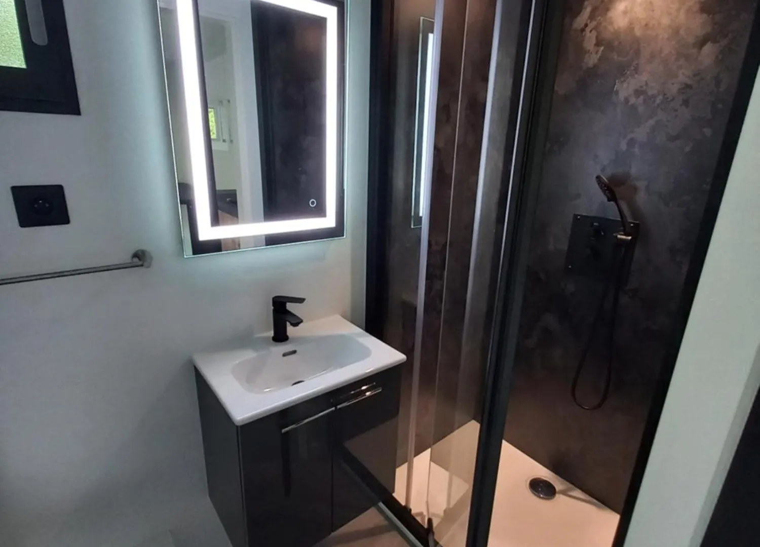 Tiny House Dans L'Ouest Lyonnais Apartment Sain-Bel